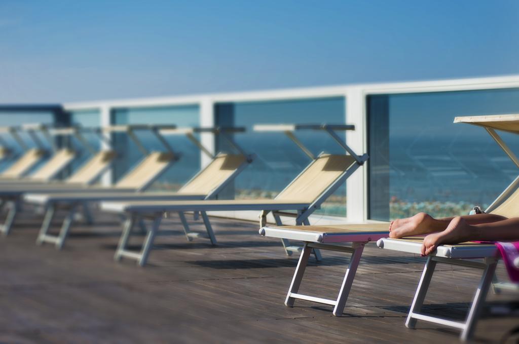 Waldorf Suite Hotel Rimini Buitenkant foto
