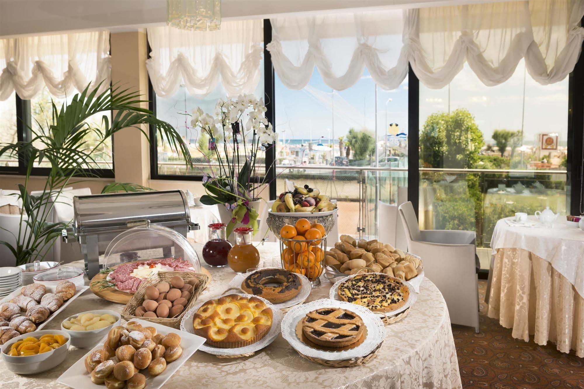 Waldorf Suite Hotel Rimini Buitenkant foto