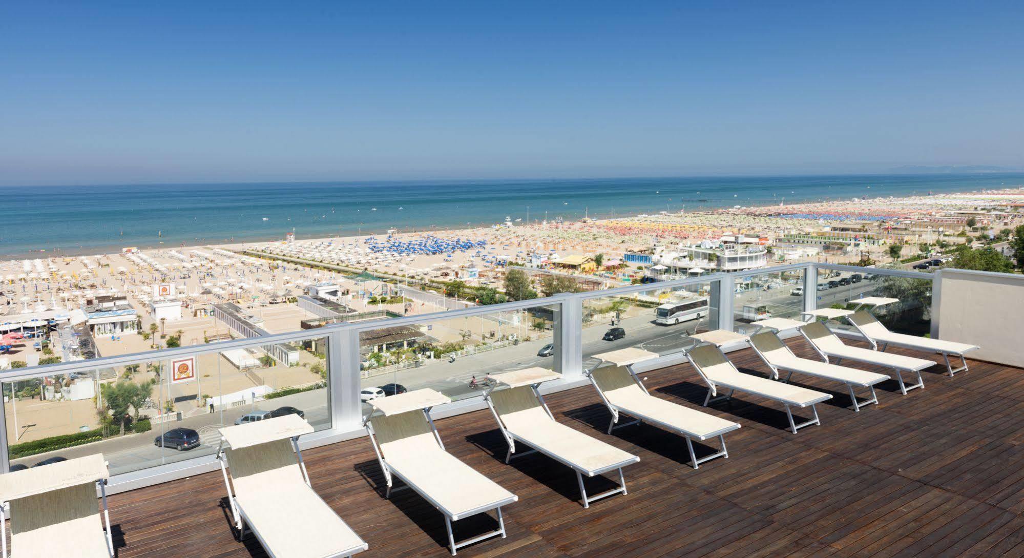 Waldorf Suite Hotel Rimini Buitenkant foto